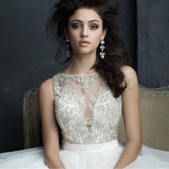 Allure Bridals Wedding Dress Style C380. - Picture 3 of 5